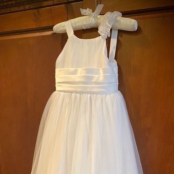Alfred Angelo Flower Girl Dress - Picture 7 of 7